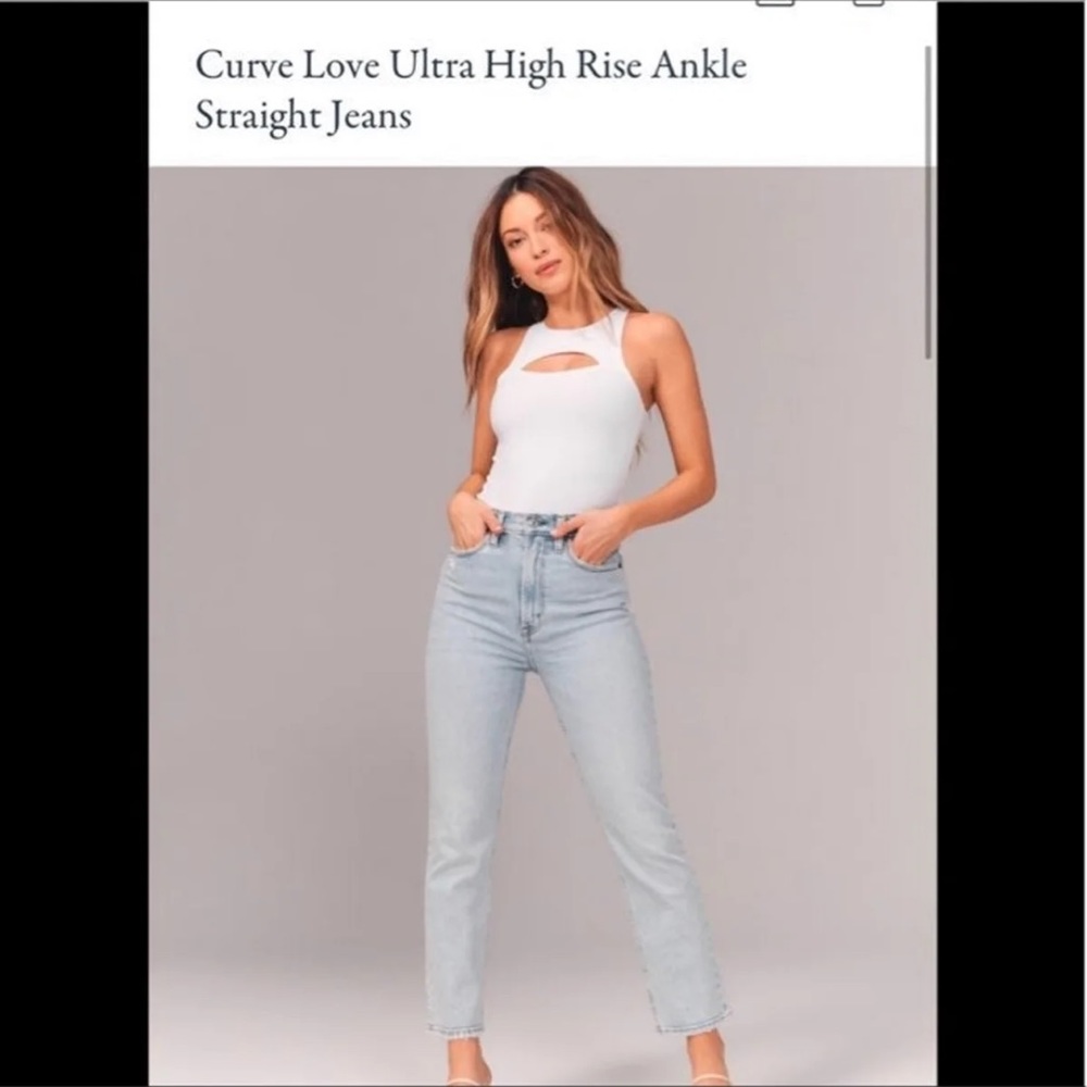 Abercrombie Curve Love Ultra High Rise Ankle Straight Jeans